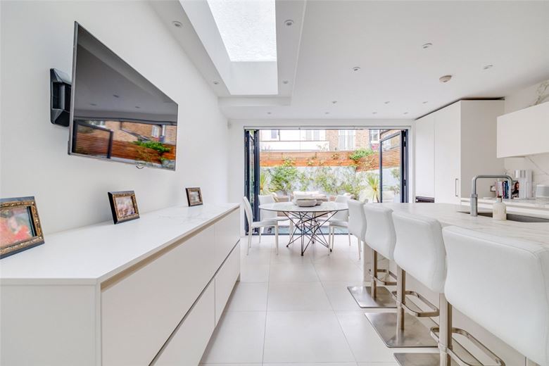 5 bedroom house, Ashington Road, London SW6 - Available