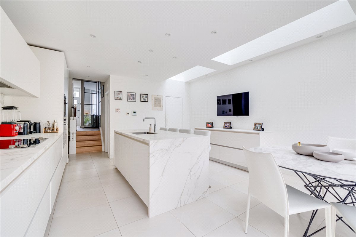 5 bedroom house, Ashington Road, London SW6 - Available