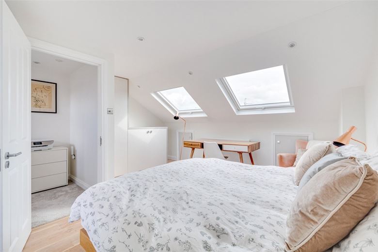 5 bedroom house, Ashington Road, London SW6 - Available