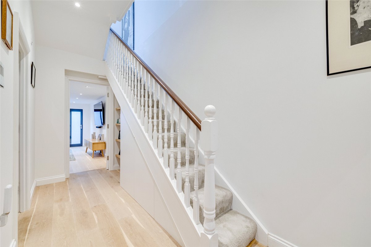 5 bedroom house, Ashington Road, London SW6 - Available