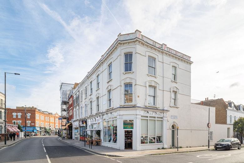 3 bedroom maisonette, Fulham Road, London SW6