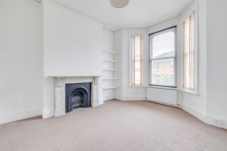 3 bedroom flat, Westcroft Square, London W6 - Let Agreed