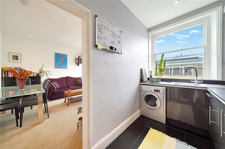 1 bedroom flat, Castletown Road, London W14 - Let Agreed