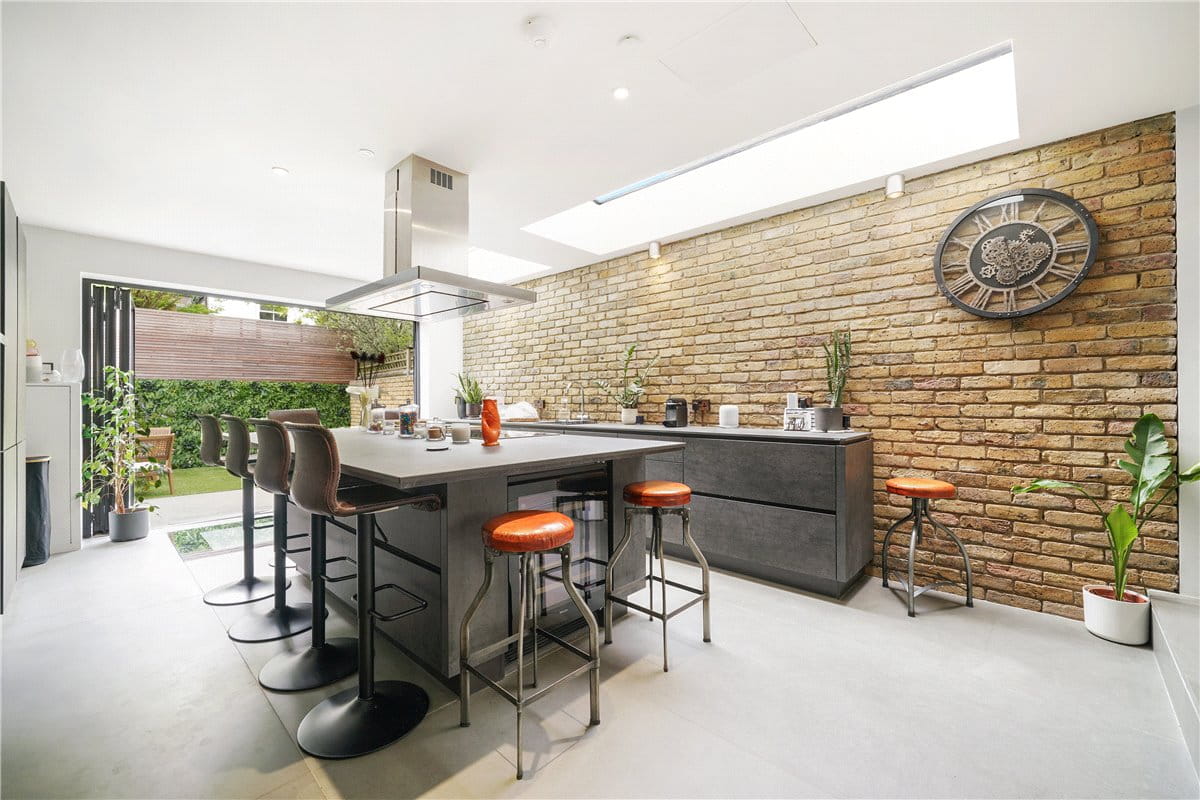 4 bedroom house, Kinnoul Road, London W6 - Let Agreed