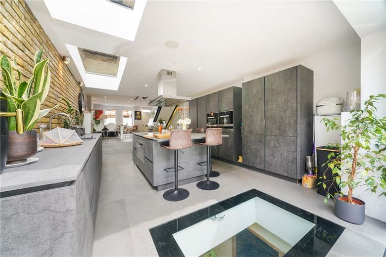 4 bedroom house, Kinnoul Road, London W6 - Available