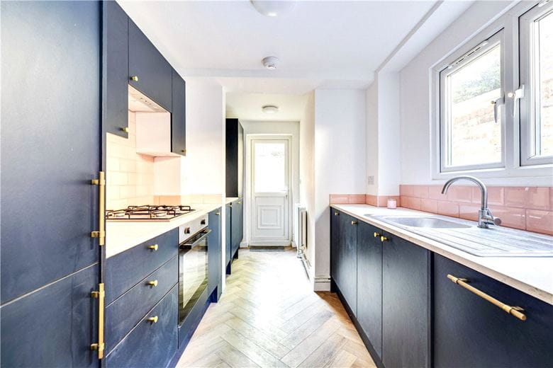 1 bedroom maisonette, Effie Road, London SW6 - Available