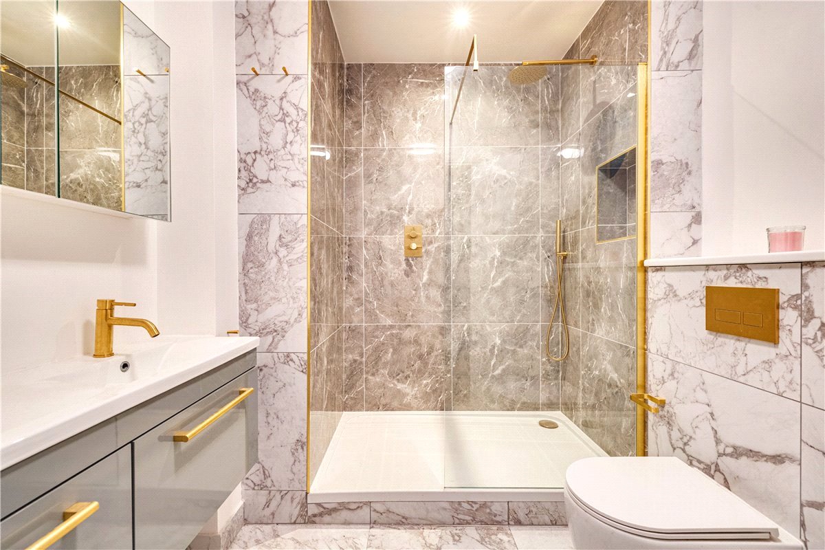 1 bedroom flat, Effie Road, London SW6 - Let Agreed