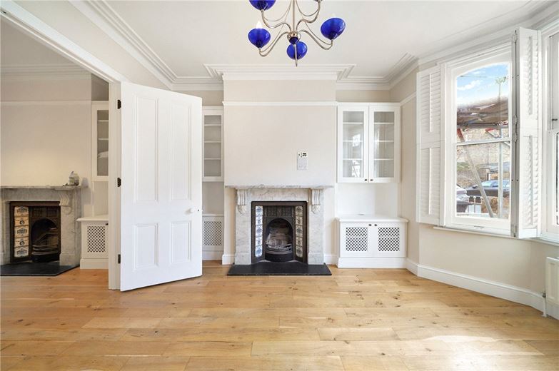 4 bedroom house, Alderville Road, London SW6 - Available
