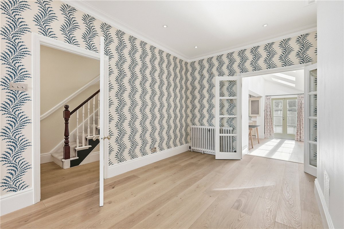 4 bedroom house, Rosaville Road, London SW6 - Available