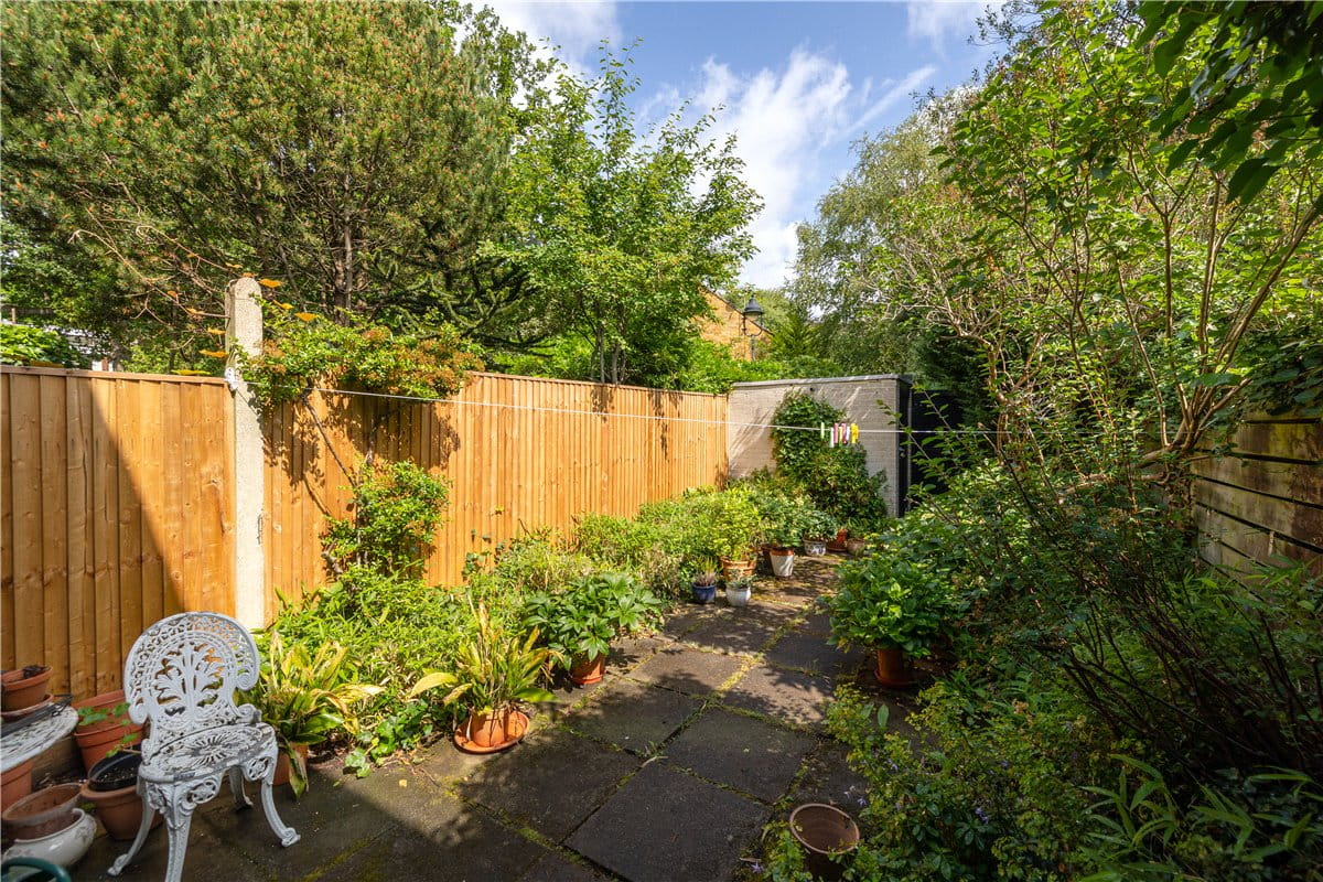 3 bedroom house, Tibbets Close, London SW19 - Sold STC