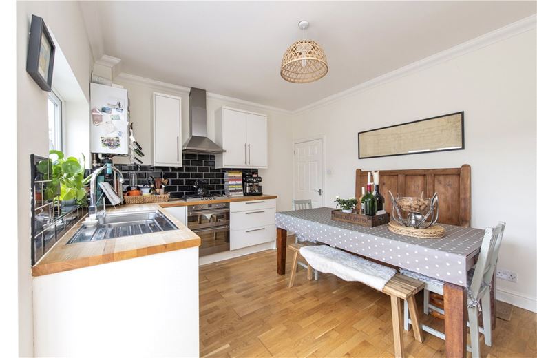 2 bedroom house, Lydden Grove, London SW18 - Sold