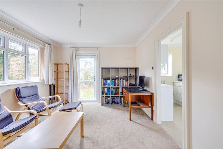 1 bedroom flat, Clarence Lane, London SW15 - Sold STC