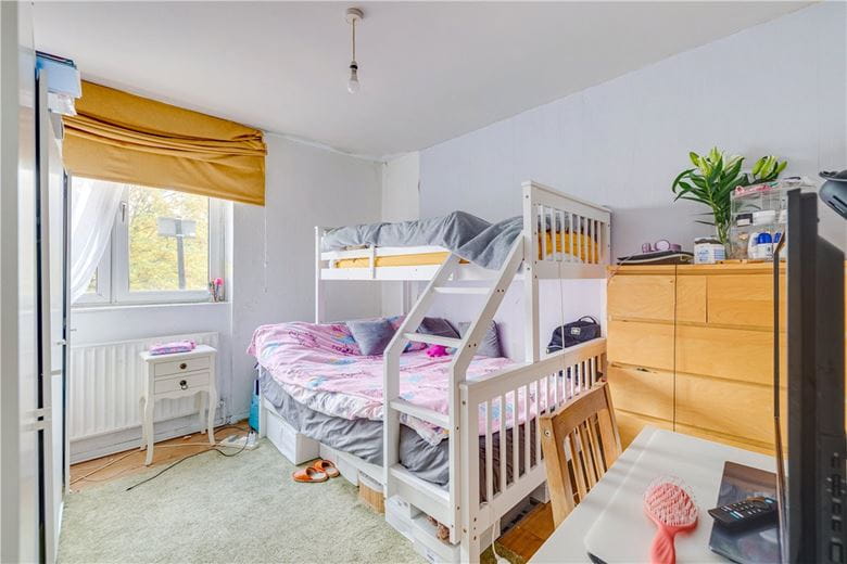 2 bedroom flat, Winterfold Close, London SW19 - Sold