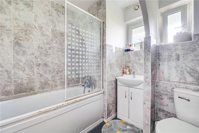 2 bedroom flat, Winterfold Close, London SW19 - Sold