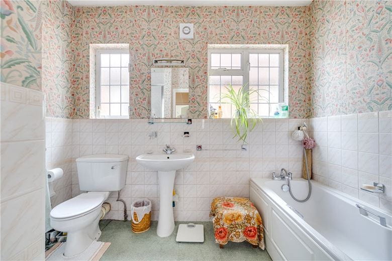 4 bedroom house, West Hill Road, London SW18 - Sold