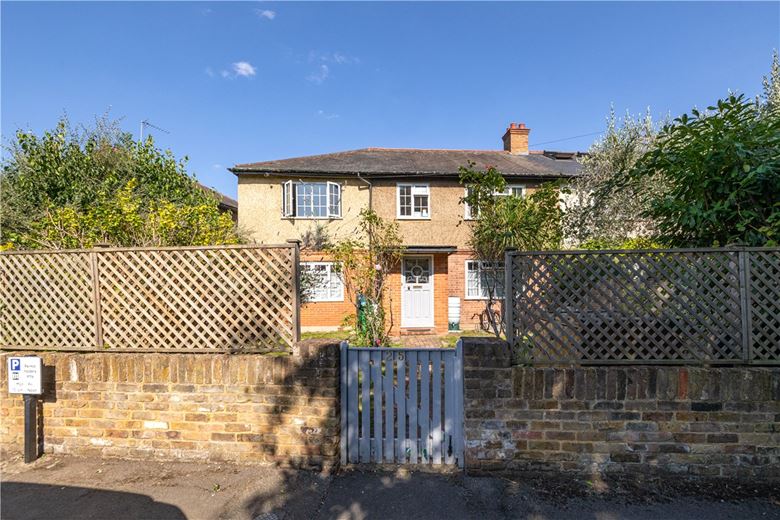 4 bedroom house, Limes Avenue, London SW13 - Available