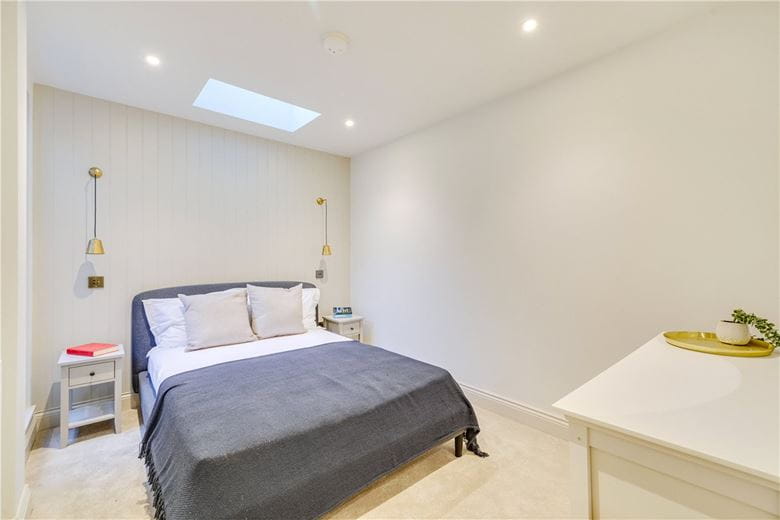 2 bedroom flat, Quicks Road, London SW19 - Sold