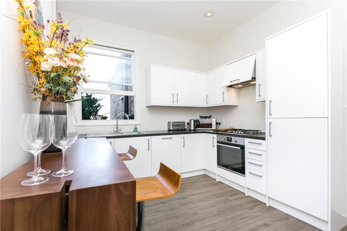 1 bedroom flat, Cromford Road, London SW18 - Sold STC