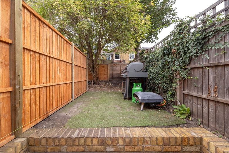 2 bedroom flat, Astonville Street, London SW18 - Sold STC