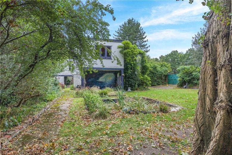 5 bedroom house, Roehampton Vale, London SW15 - Available