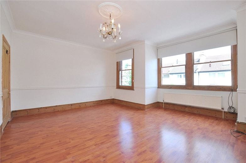 4 bedroom house, White Hart Lane, Barnes SW13 - Available