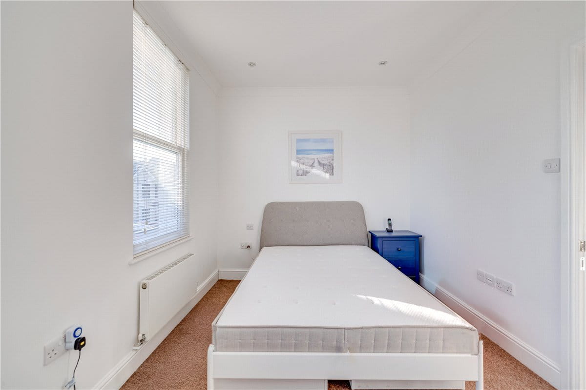 3 bedroom house, Brookwood Road, London SW18 - Sold