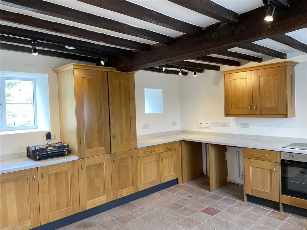 3 bedroom house, Wrexham Road, Pontblyddyn CH7 - Under Offer