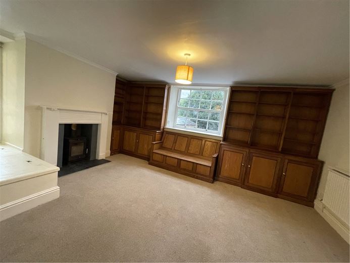 6 bedroom , Chirk, Wrexham LL14 - Available