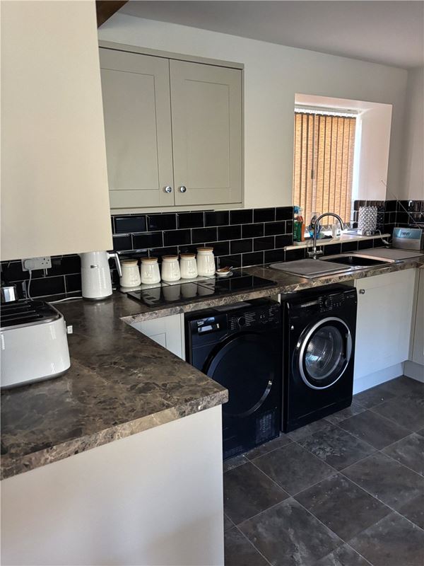 3 bedroom house, Pentre Lane, Rhuddlan LL18 - Available