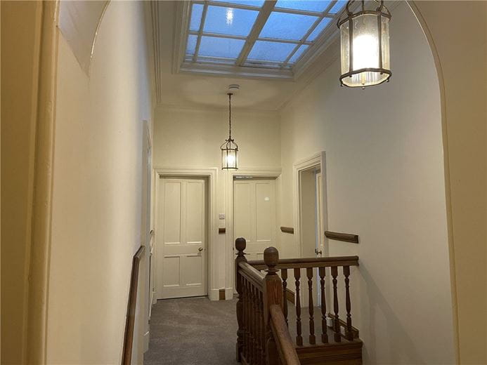 6 bedroom house, Gredington, Hanmer SY13 - Available