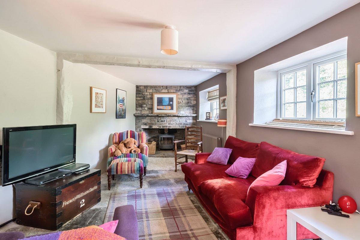 7 bedroom house, School Lane, Compton Dundon TA11 - Available