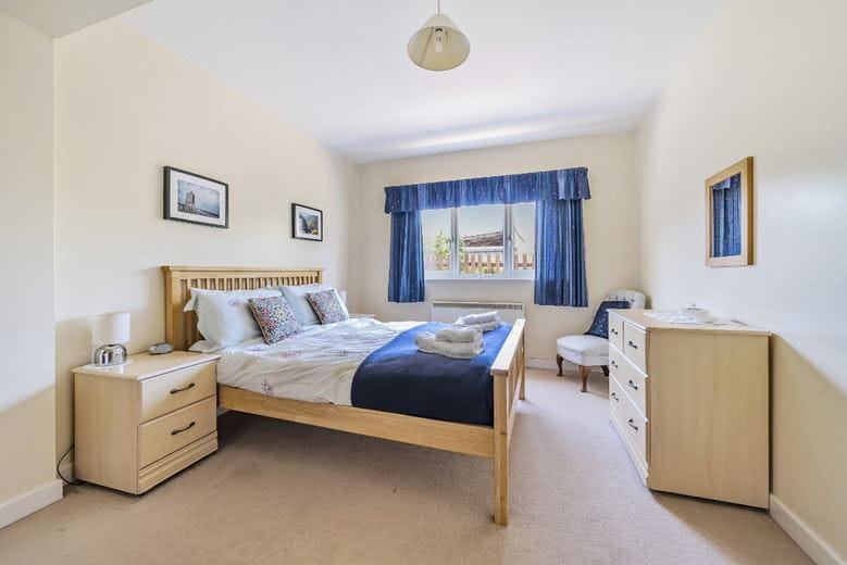 6 bedroom house, Glastonbury Road, Meare BA6 - Available