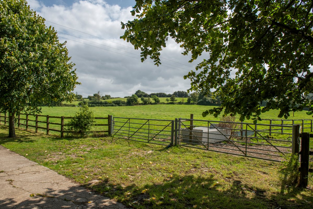 60 acres House, Manor Farm, Alhampton BA4 - Sold