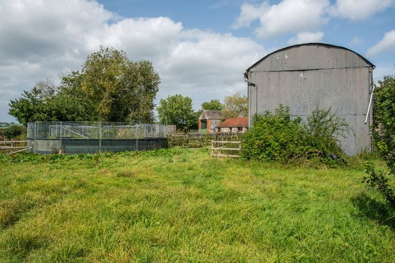 5 bedroom house, Lot 1: Manor Farm, Alhampton BA4 - Sold