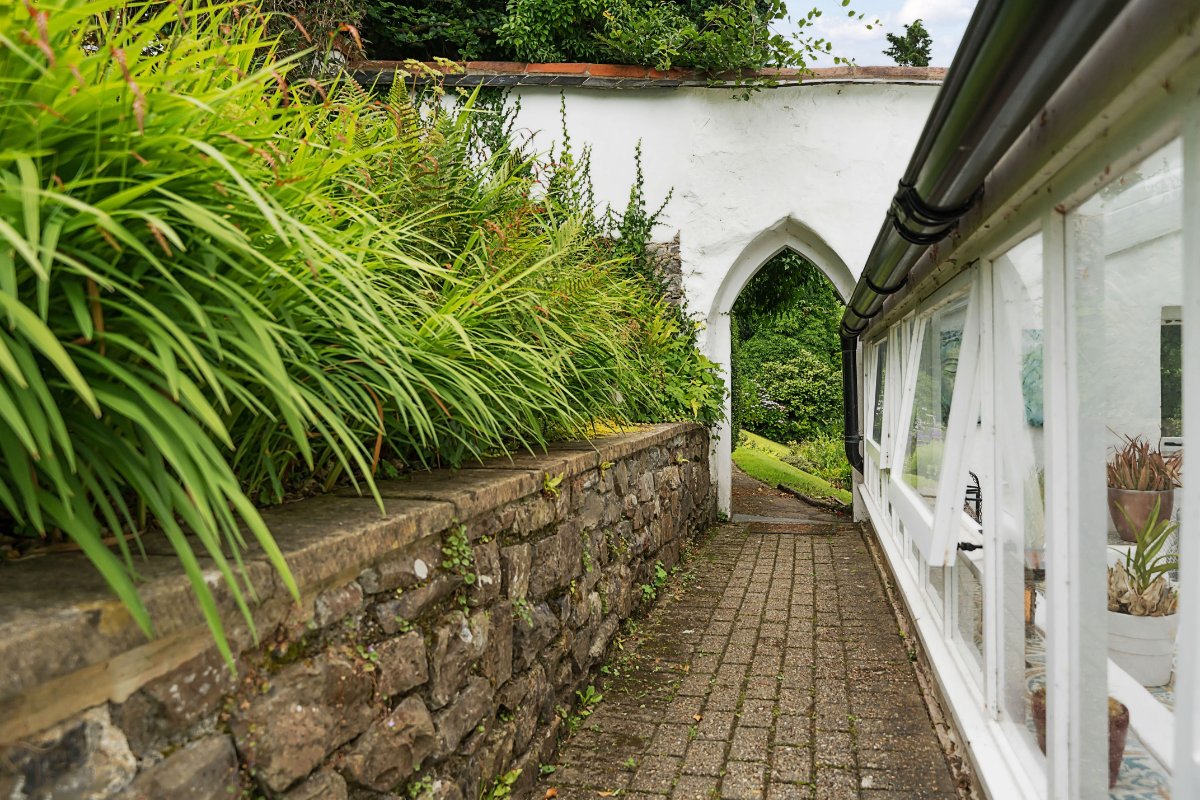 14 bedroom house, Landkey Road, Barnstaple EX32 - Available