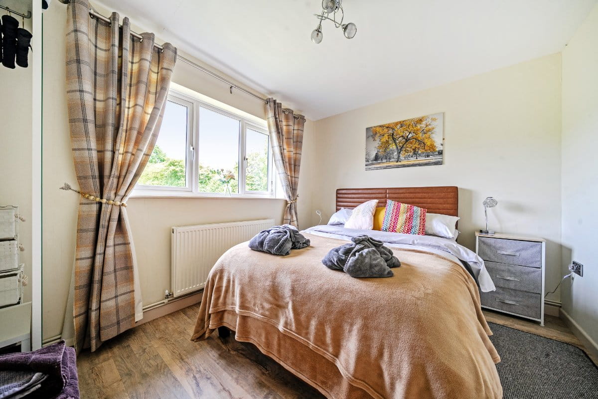 9 bedroom house, St. Weonards, Hereford HR2 - Available