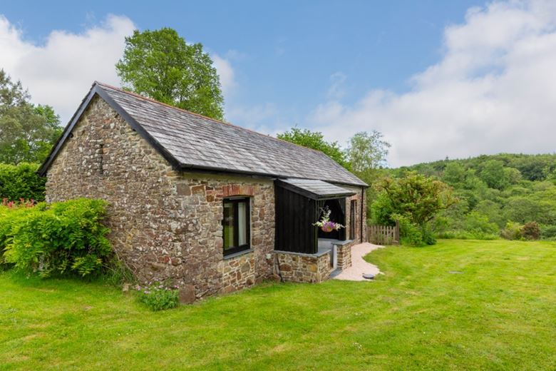 4 bedroom house, Cookbury Court, Cookbury EX22 - Available