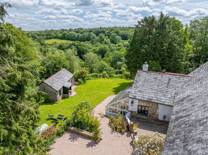 4 bedroom house, Cookbury Court, Cookbury EX22 - Available