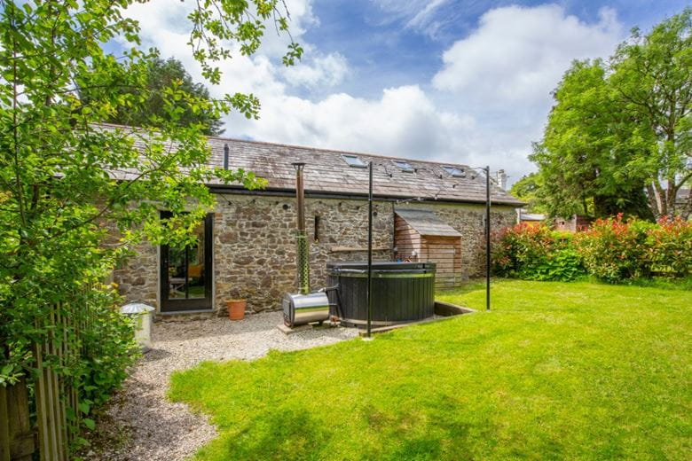 4 bedroom house, Cookbury Court, Cookbury EX22 - Available