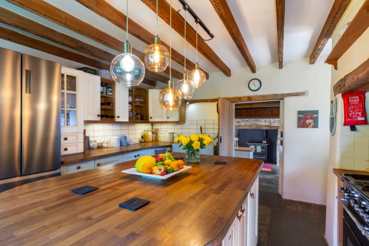 4 bedroom house, Cookbury, Holsworthy EX22 - Available