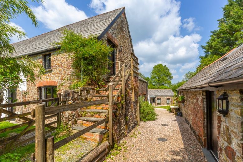 4 bedroom house, Cookbury, Holsworthy EX22 - Available