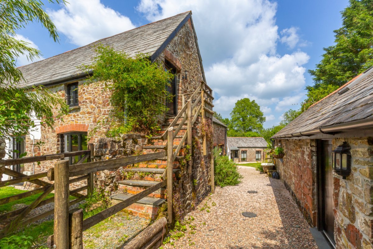 4 bedroom house, Cookbury, Holsworthy EX22 - Available