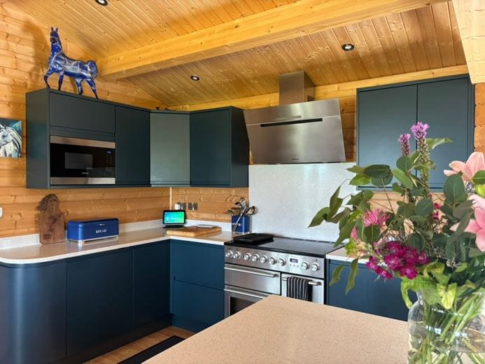 7 bedroom house, St. Weonards, Hereford HR2 - Available