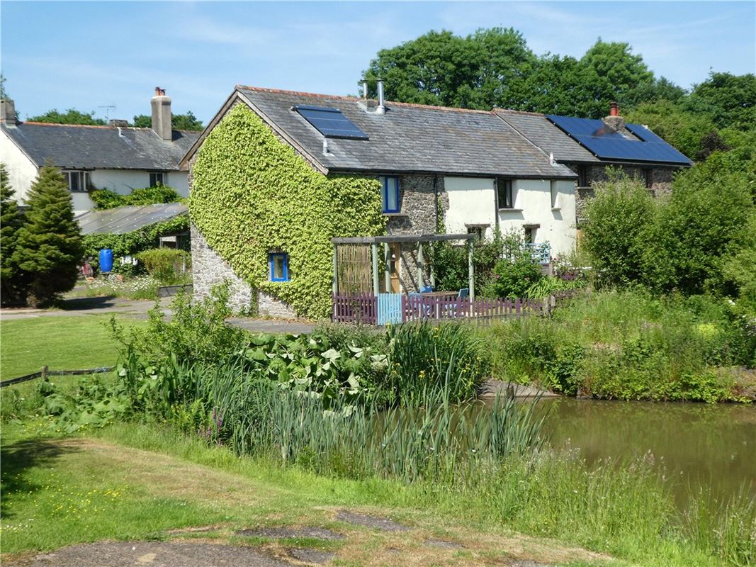 21.1 acres House, Winkleigh, Devon EX19 - Available