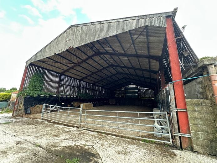 276.9 acres House, Cruxton Manor Farm, Cruxton DT2 - Available