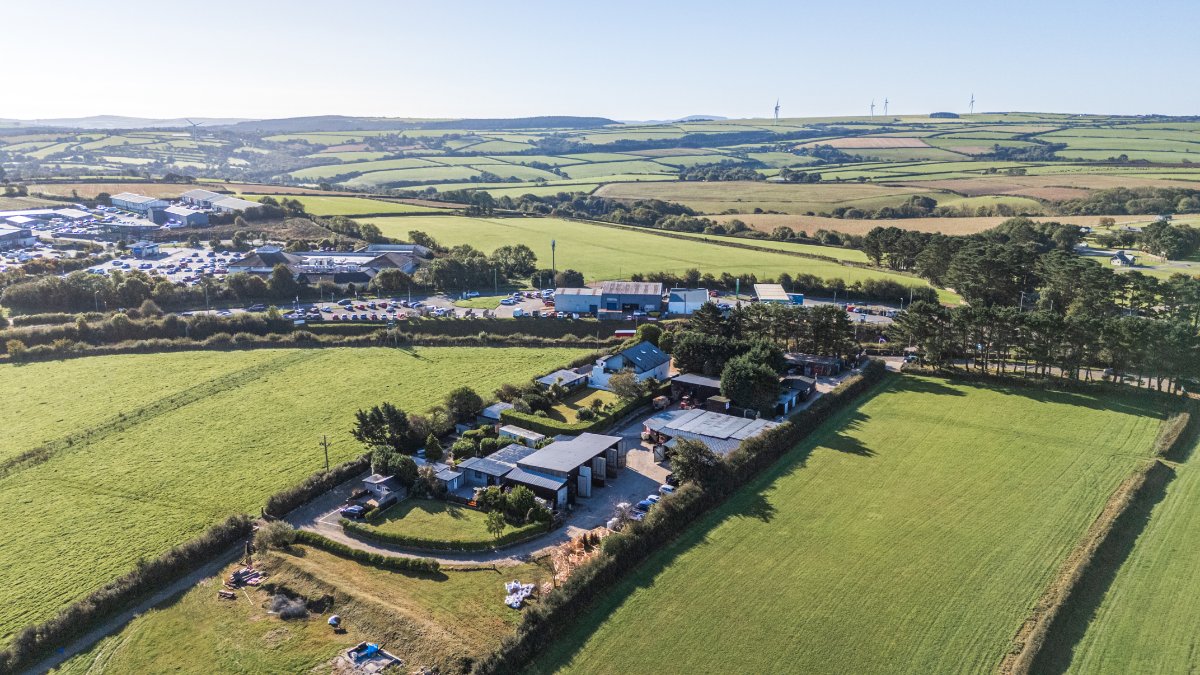 5 bedroom house, St. Breock, Wadebridge PL27 - Available