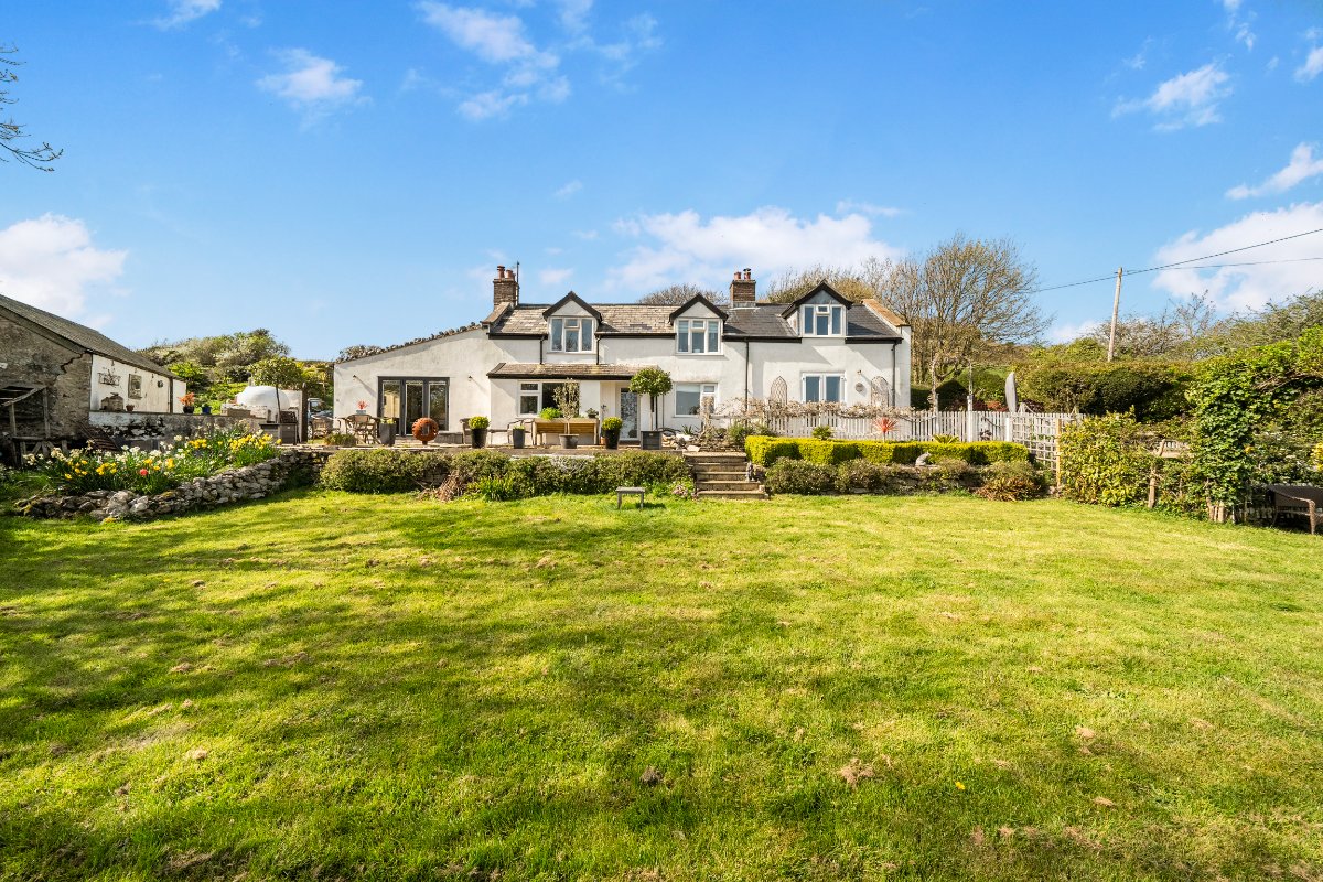 3 bedroom house, High Bullen & Holidays, Sun Lane DT6 - Available