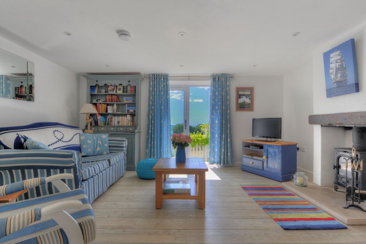 3 bedroom house, High Bullen & Holidays, Sun Lane DT6 - Available