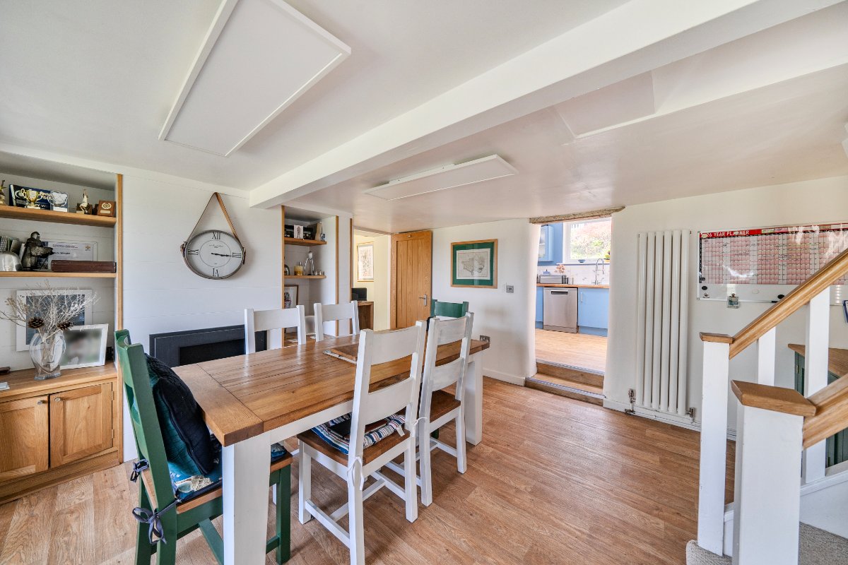 3 bedroom house, High Bullen & Holidays, Sun Lane DT6 - Available