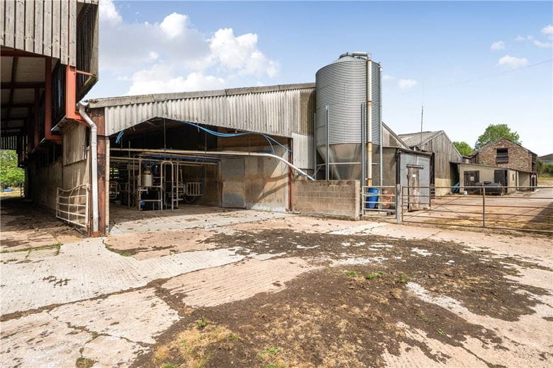 38.5 acres House, West Monkton, Taunton TA2 - Available